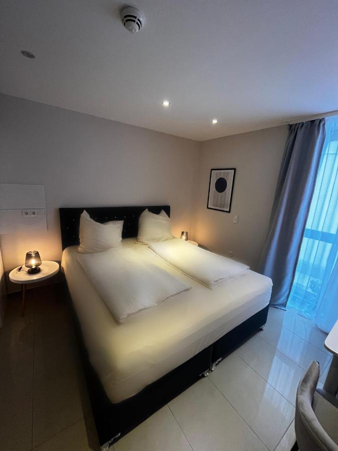 Mala Me Hotel ハノーファー エクステリア 写真