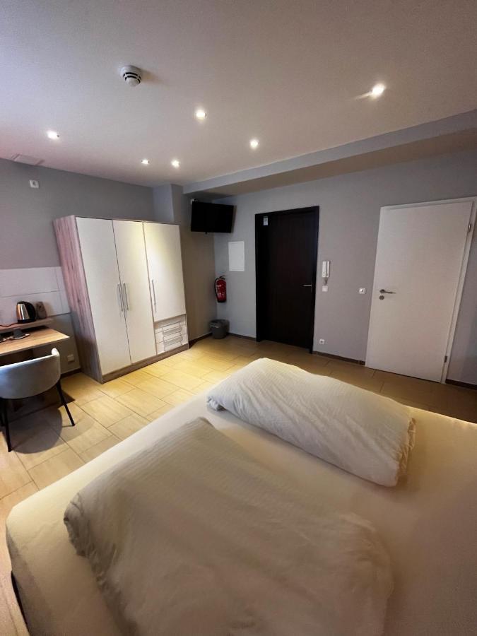 Mala Me Hotel ハノーファー エクステリア 写真