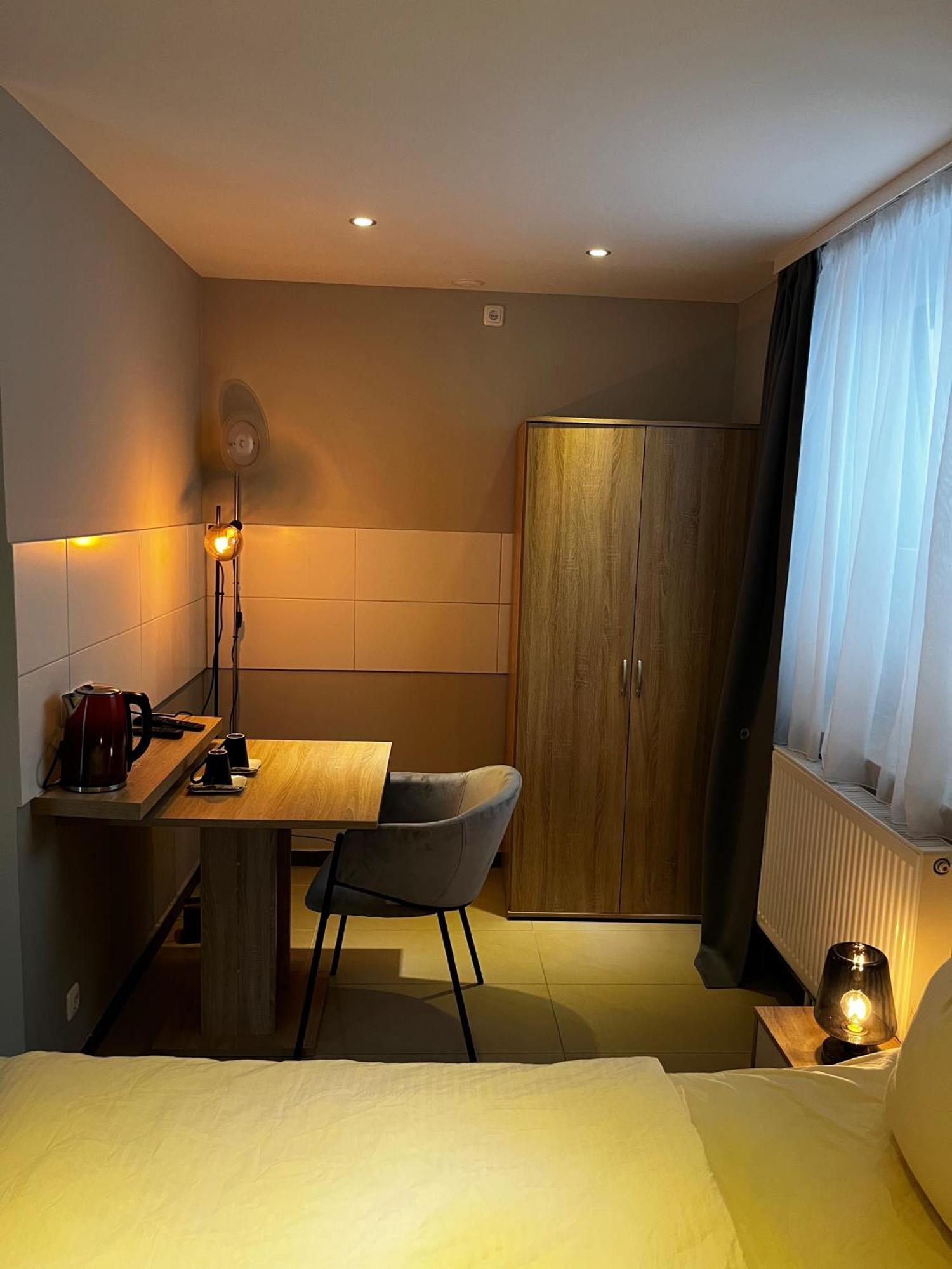Mala Me Hotel ハノーファー エクステリア 写真