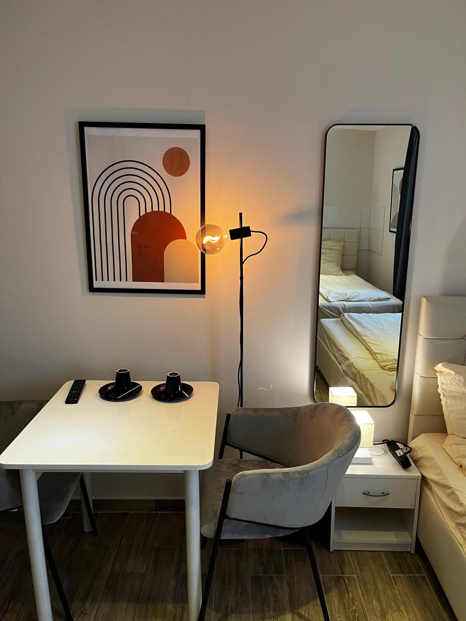 Mala Me Hotel ハノーファー エクステリア 写真