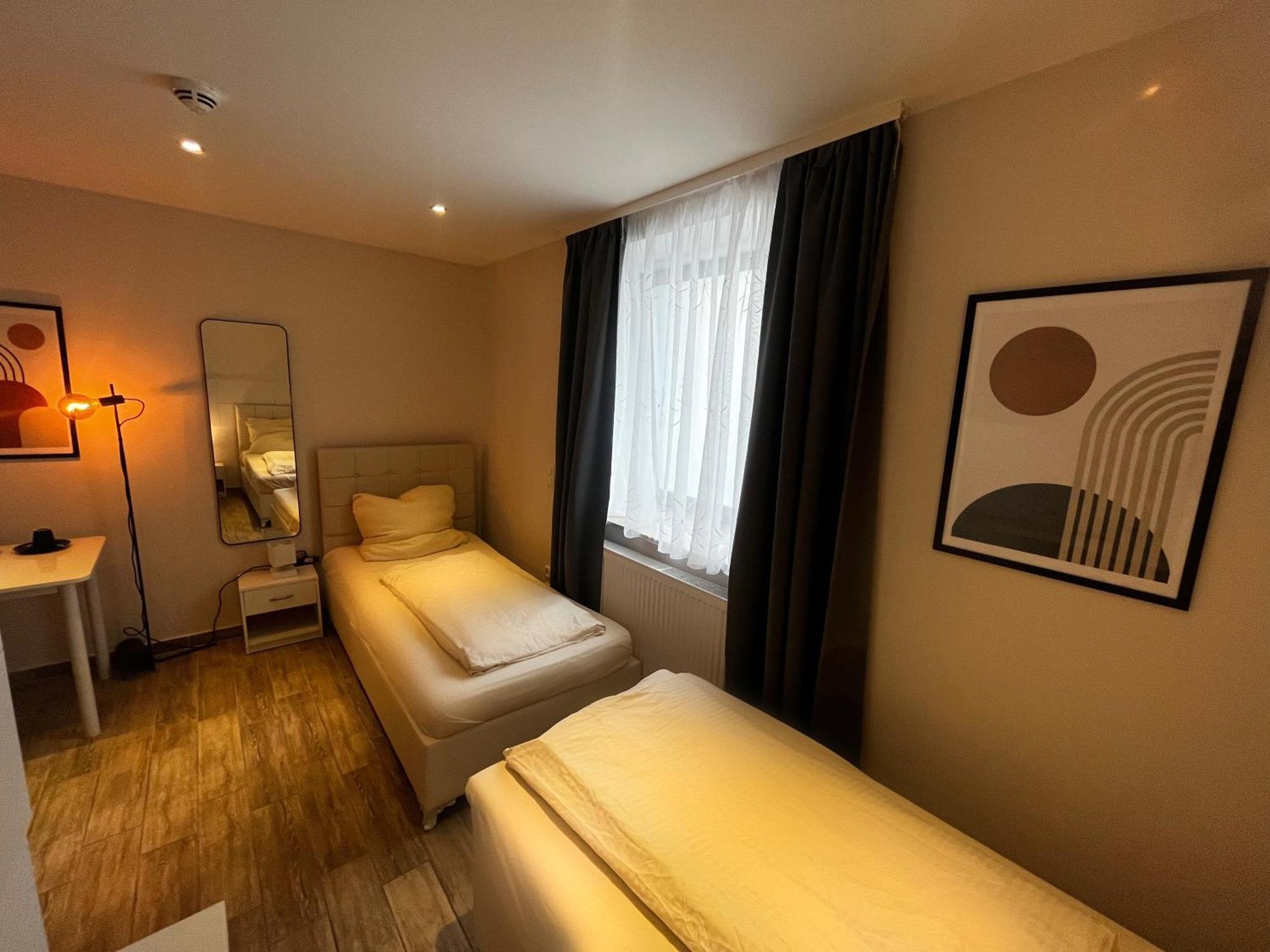 Mala Me Hotel ハノーファー エクステリア 写真